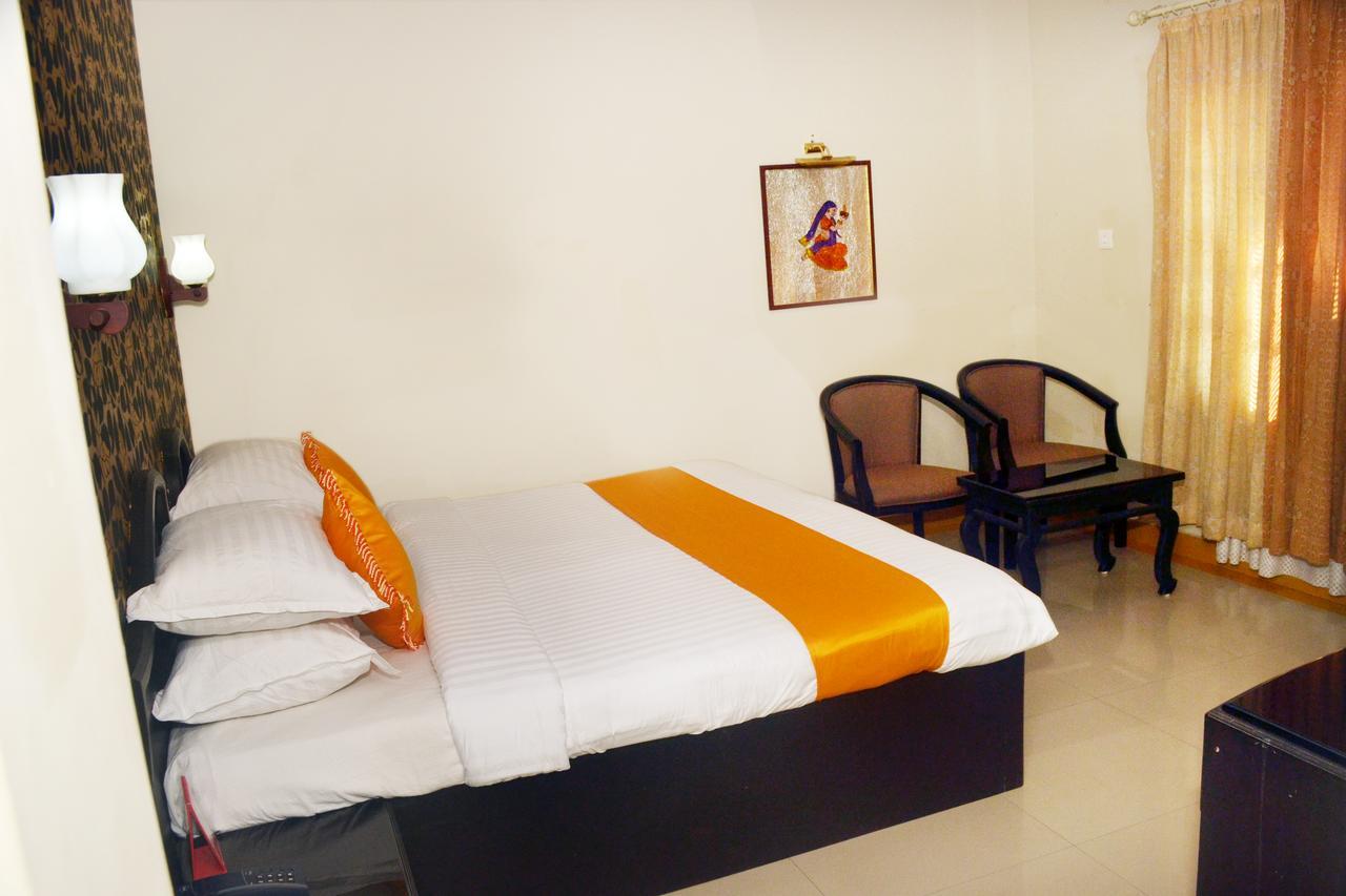Capital O 46475 Gd International Redfort Otel Nilambūr Dış mekan fotoğraf