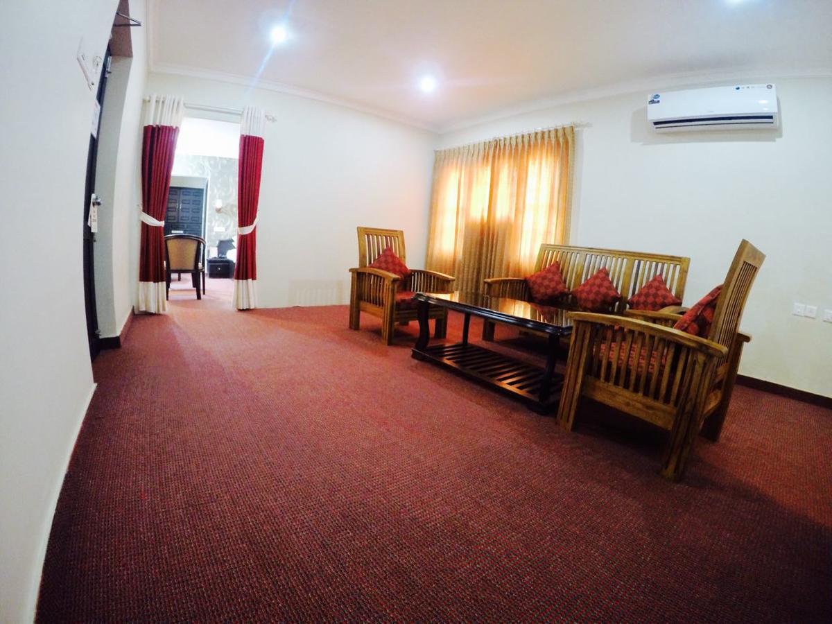 Capital O 46475 Gd International Redfort Otel Nilambūr Dış mekan fotoğraf