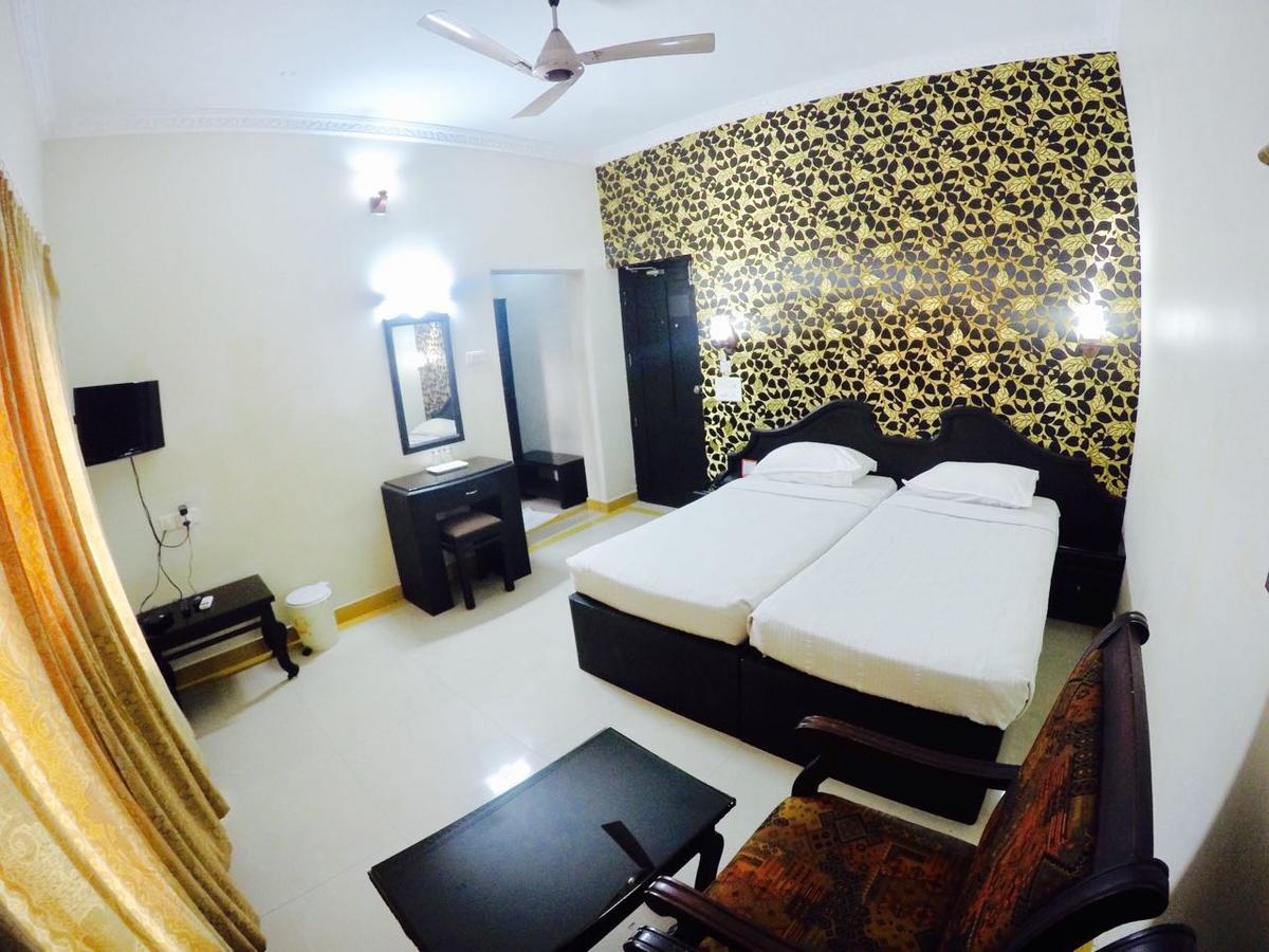 Capital O 46475 Gd International Redfort Otel Nilambūr Dış mekan fotoğraf