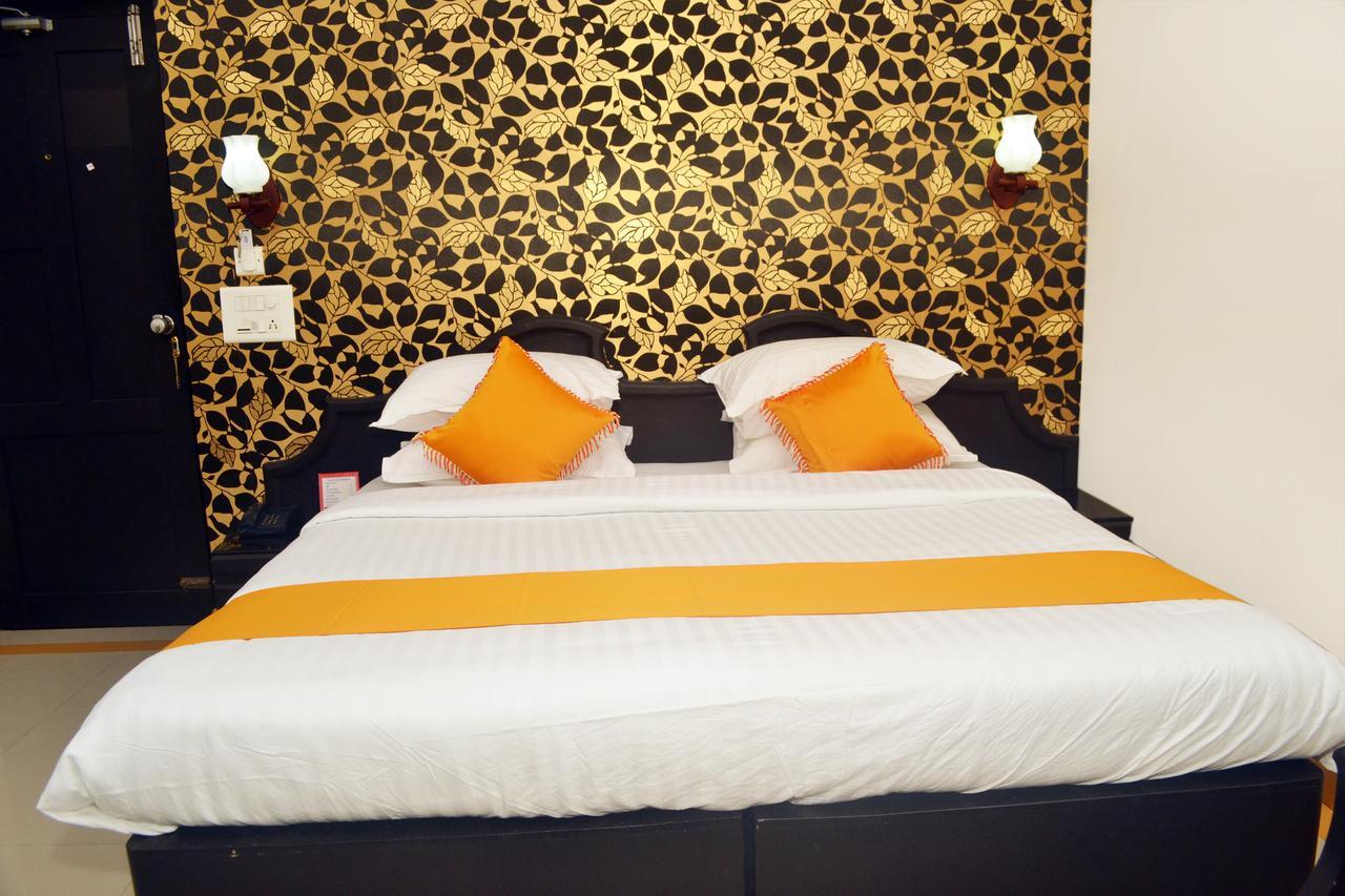Capital O 46475 Gd International Redfort Otel Nilambūr Dış mekan fotoğraf