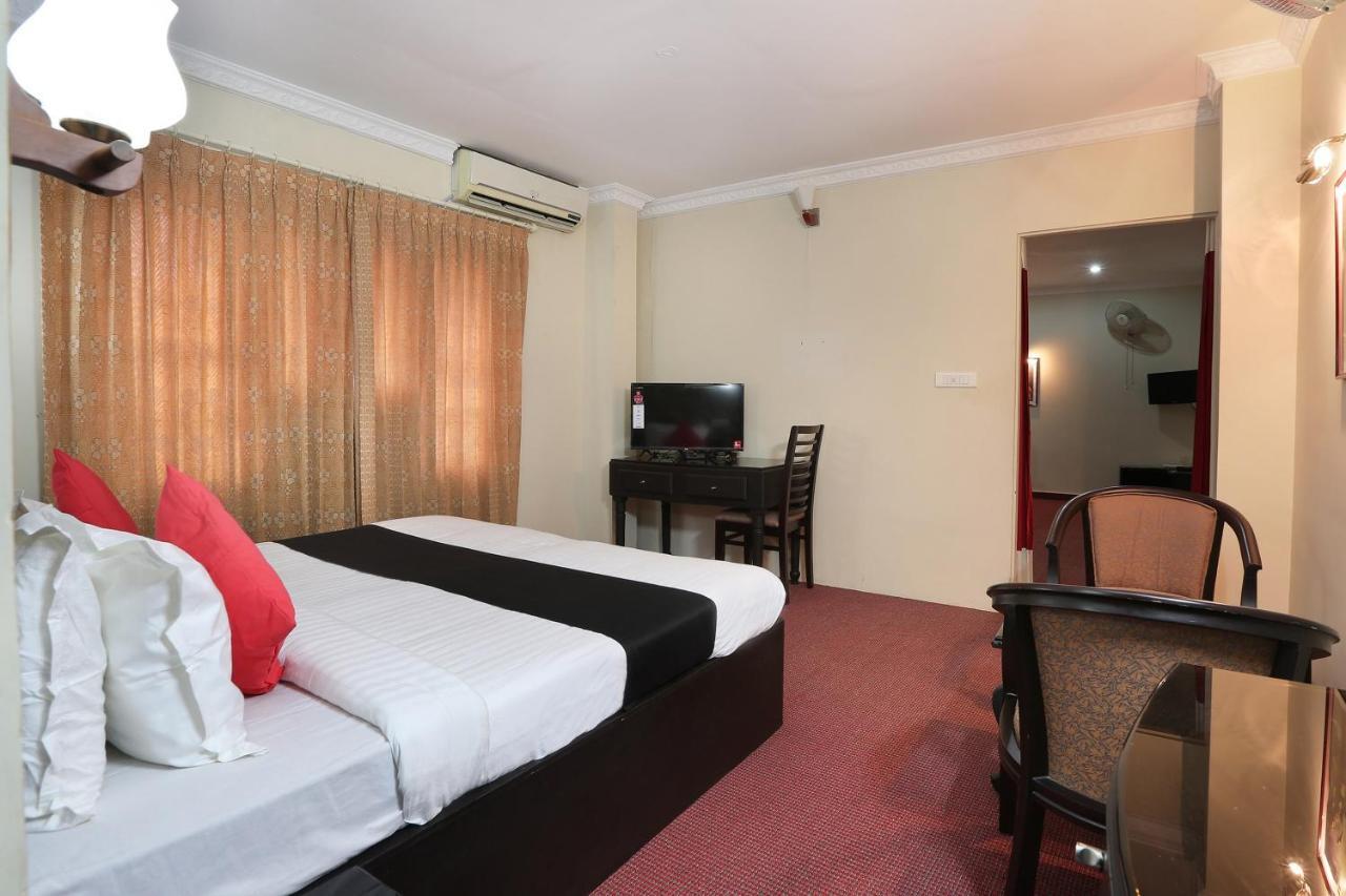 Capital O 46475 Gd International Redfort Otel Nilambūr Dış mekan fotoğraf