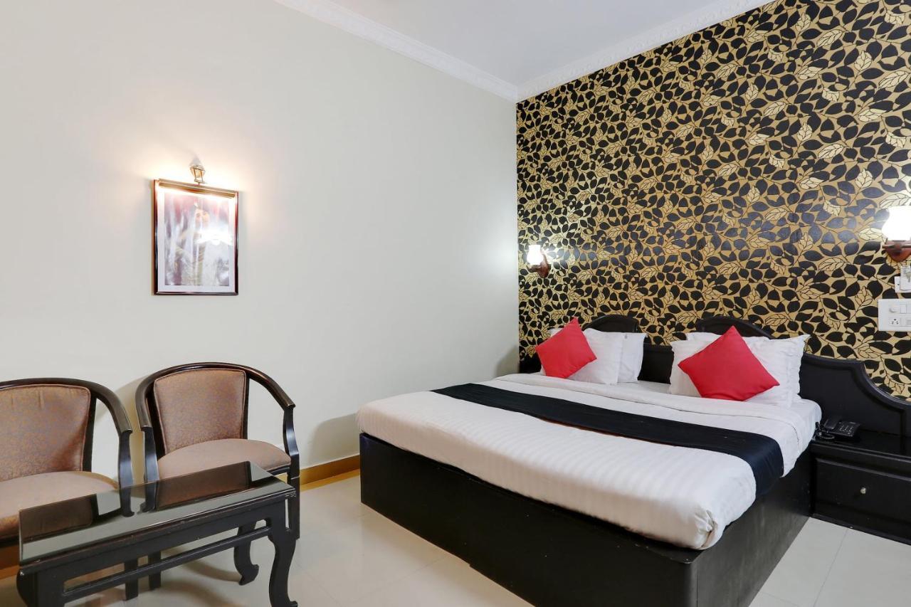 Capital O 46475 Gd International Redfort Otel Nilambūr Dış mekan fotoğraf
