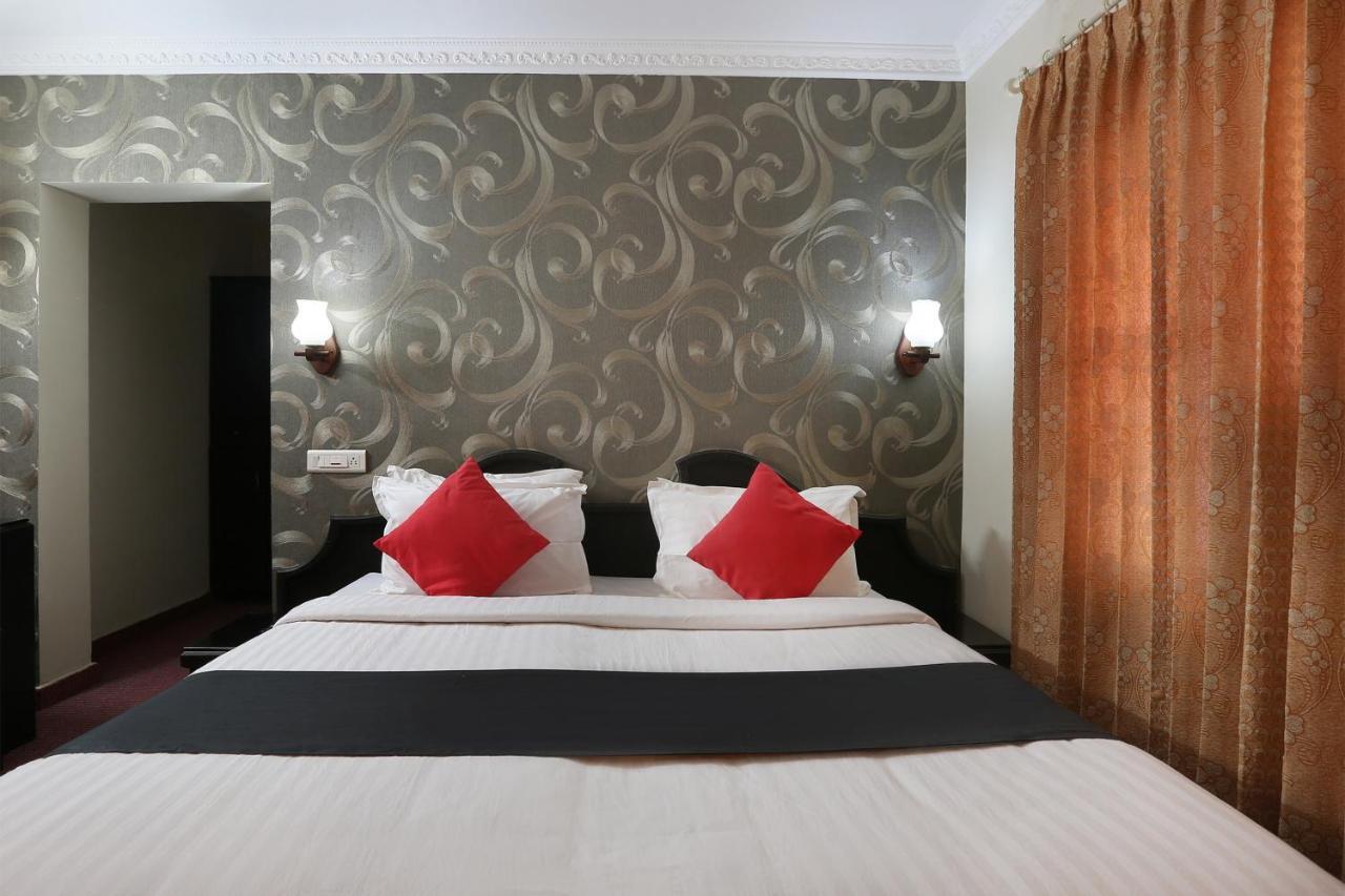 Capital O 46475 Gd International Redfort Otel Nilambūr Dış mekan fotoğraf
